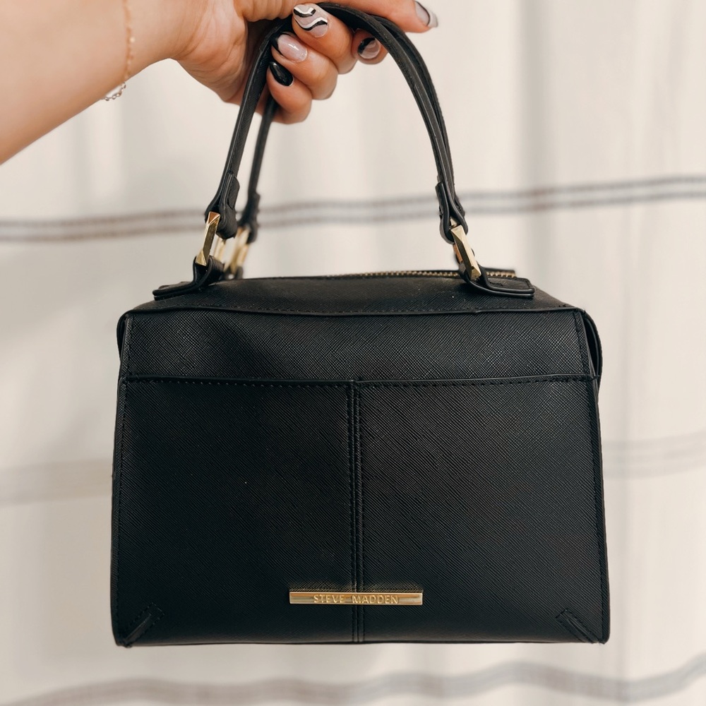 Black Steve Madden Cross Body Purse